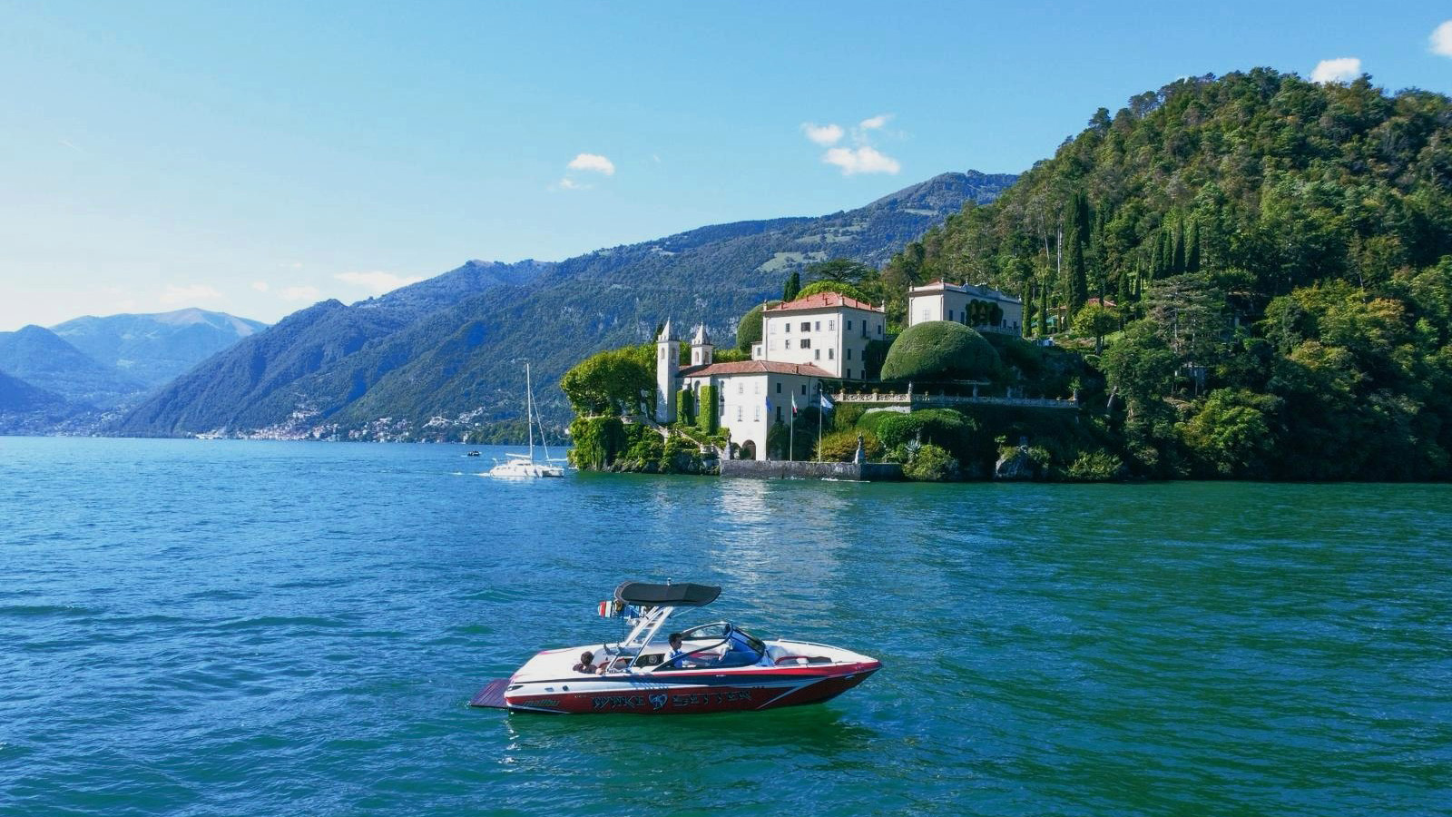 Balbianello con Luce1_rit Balbianello con Luce1_rit